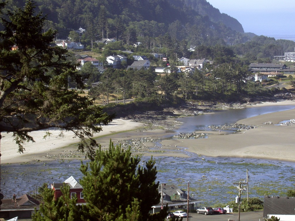 Figure 2. Yachats River estuary. (Photo by Jerry Kimmel.)